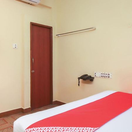 Oyo 23098 Ushama Heritage Guest House Pondicherry Exterior photo