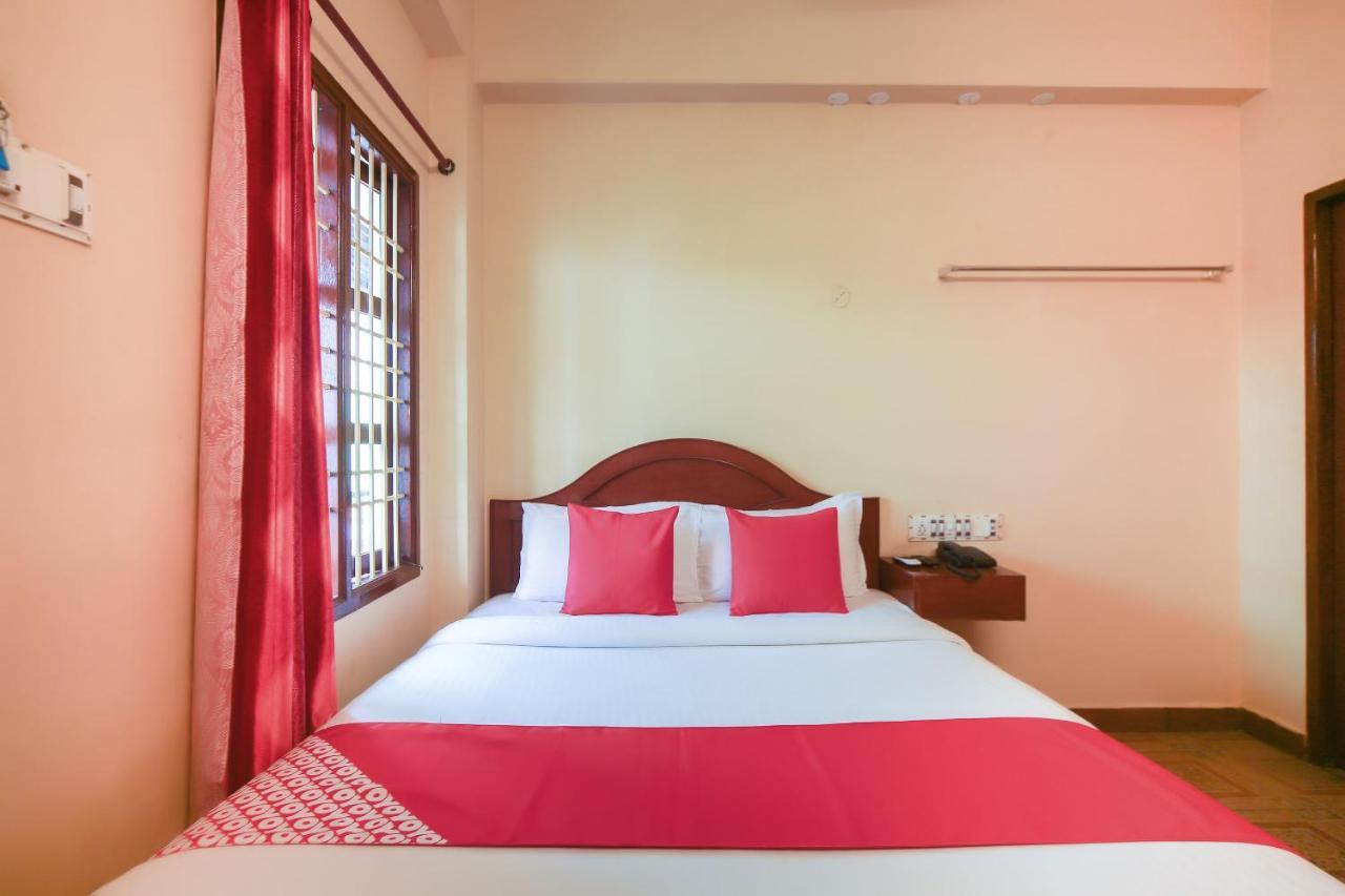 Oyo 23098 Ushama Heritage Guest House Pondicherry Exterior photo