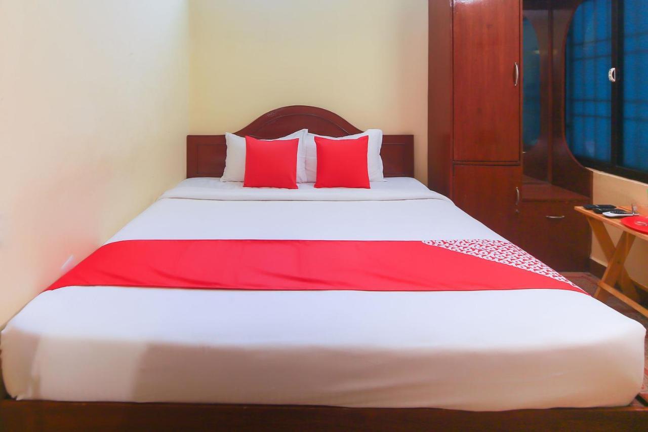 Oyo 23098 Ushama Heritage Guest House Pondicherry Exterior photo