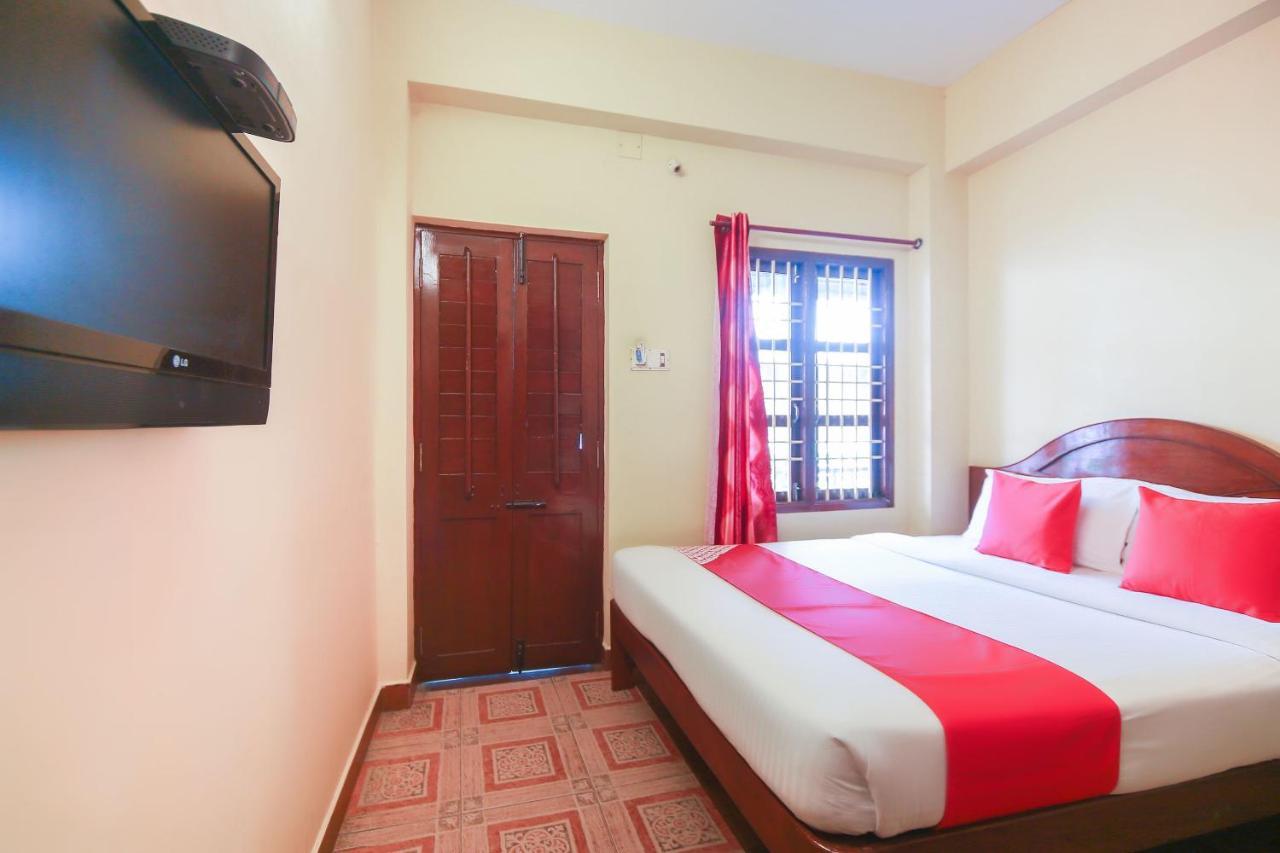 Oyo 23098 Ushama Heritage Guest House Pondicherry Exterior photo